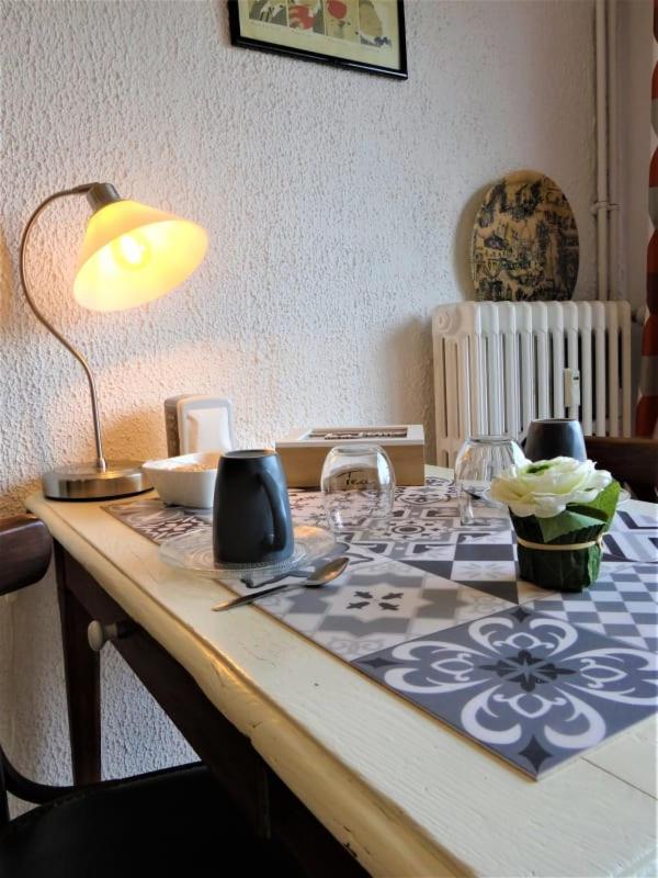 Le Clos Pichot - Studio Avec Balcon, Parking Prive - 5Mn Gare Chartres Dış mekan fotoğraf