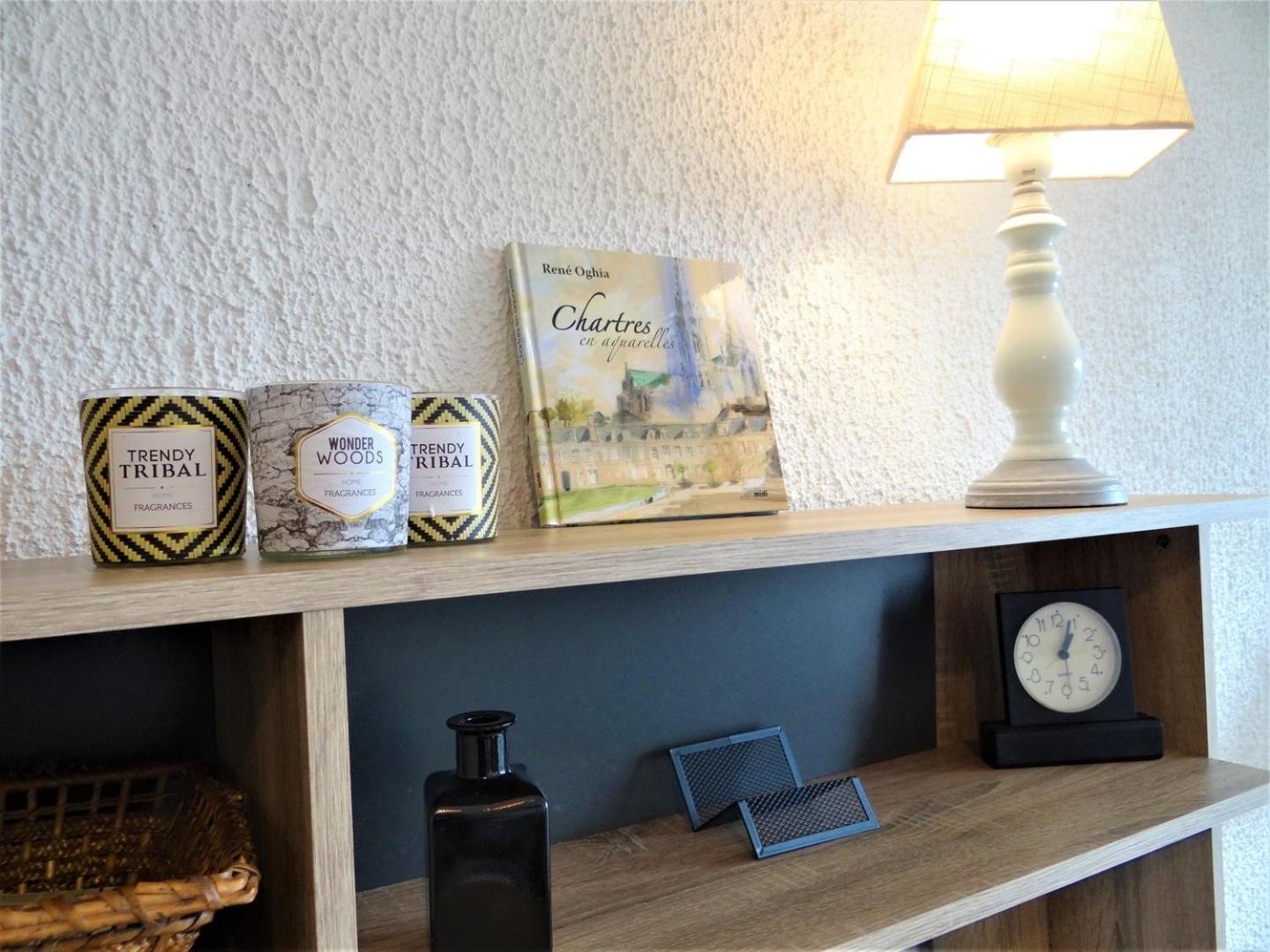 Le Clos Pichot - Studio Avec Balcon, Parking Prive - 5Mn Gare Chartres Dış mekan fotoğraf