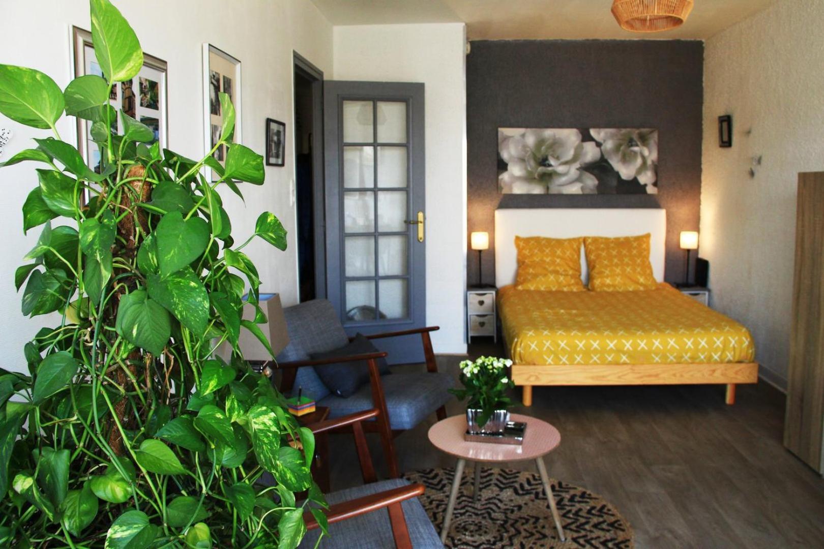 Le Clos Pichot - Studio Avec Balcon, Parking Prive - 5Mn Gare Chartres Dış mekan fotoğraf
